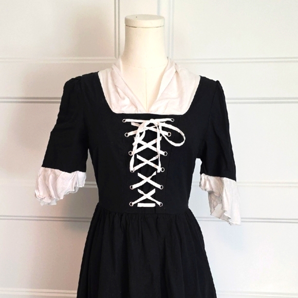 Scarlett Darkness Black and White Lace-Up Long Sleeve Dress - Picture 2 of 8